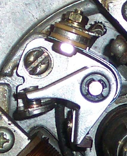 <center><Font size=4><B>Ignition Contact Points</B></font></center>