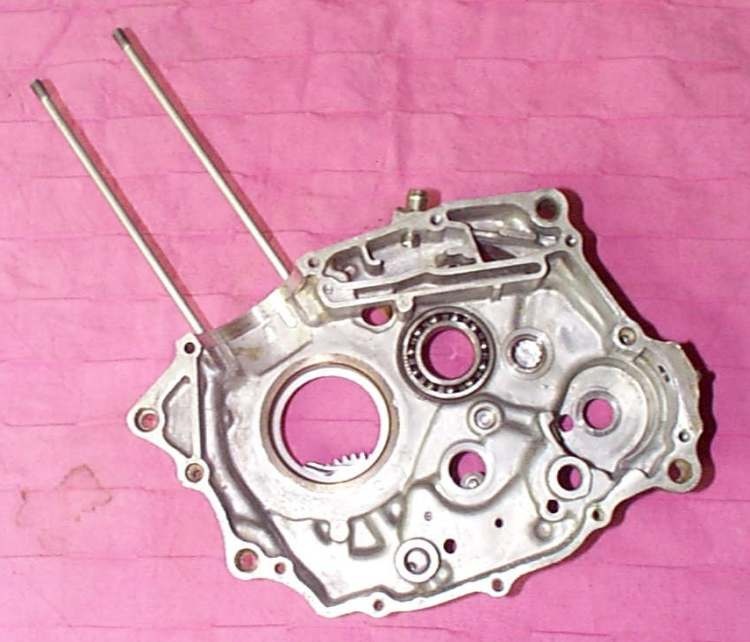 <center><Font size=4><B>Crank Case</B></font></center>