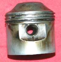 650 Triumph Piston.